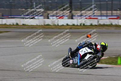 media/Apr-23-2022-Fastrack Riders (Sat) [[cb2d6ae73d]]/LEVEL 4/1PM TURN 6 OUTSIDE/